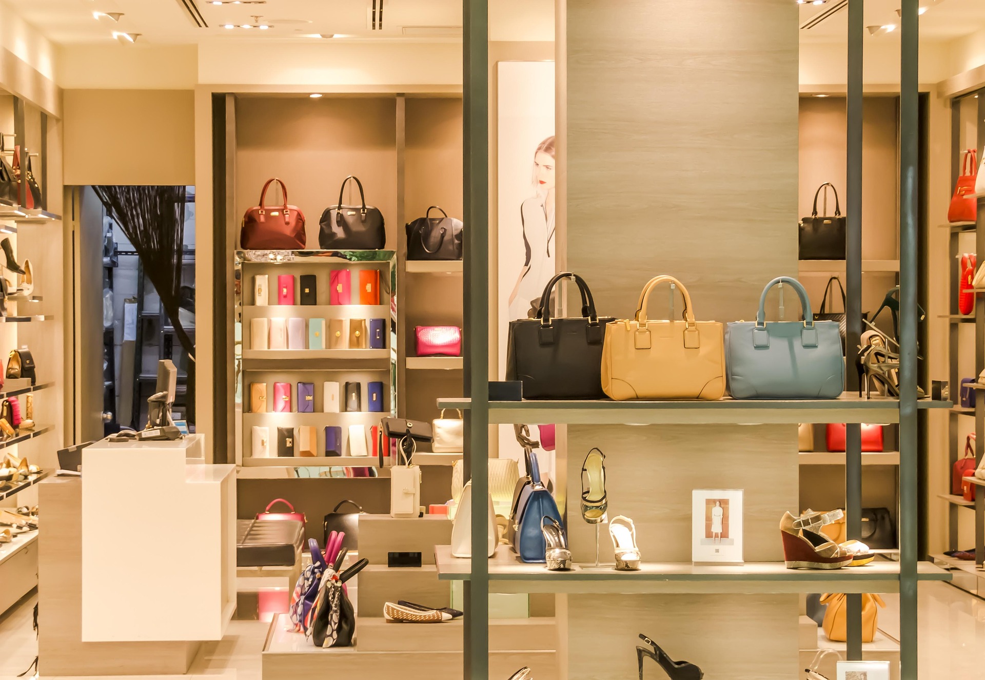 Luxury collection banner featuring high-end fashion, designer accessories, and premium lifestyle products with elegant styling.