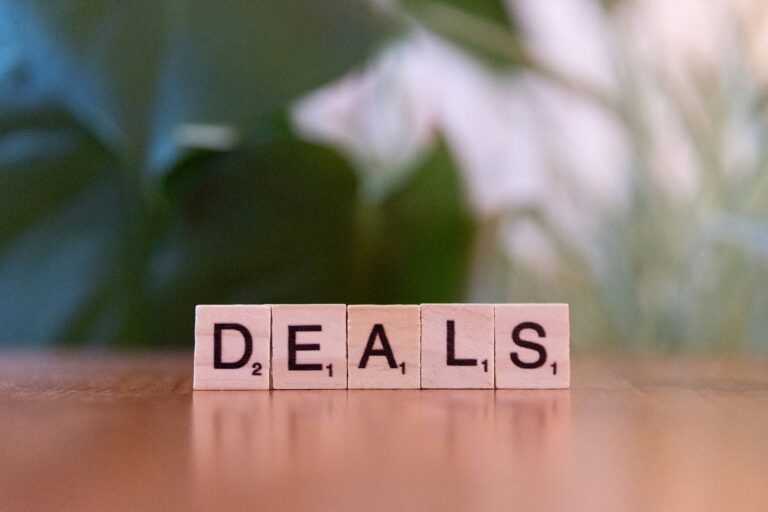 Featured TrendyzClub deals banner showcasing discounted fashion items including clothing, accessories, and shoes with vibrant promotional graphics