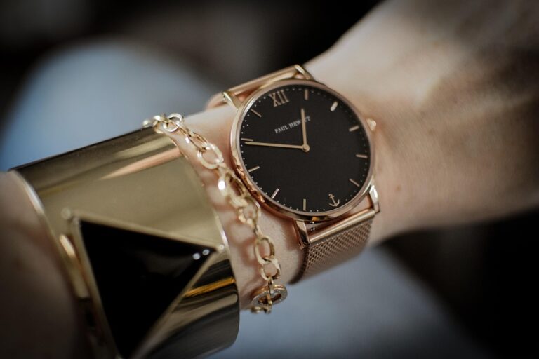 Best digital watches stylish and brilliant women in 2025