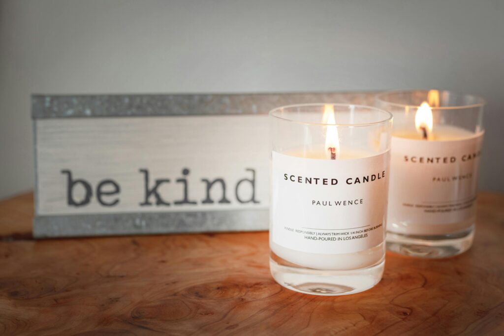 10 Best Scented Candles for Home Decor in 2025 (Strong Fragrance, Elegant Vibes & Must-Have Picks)